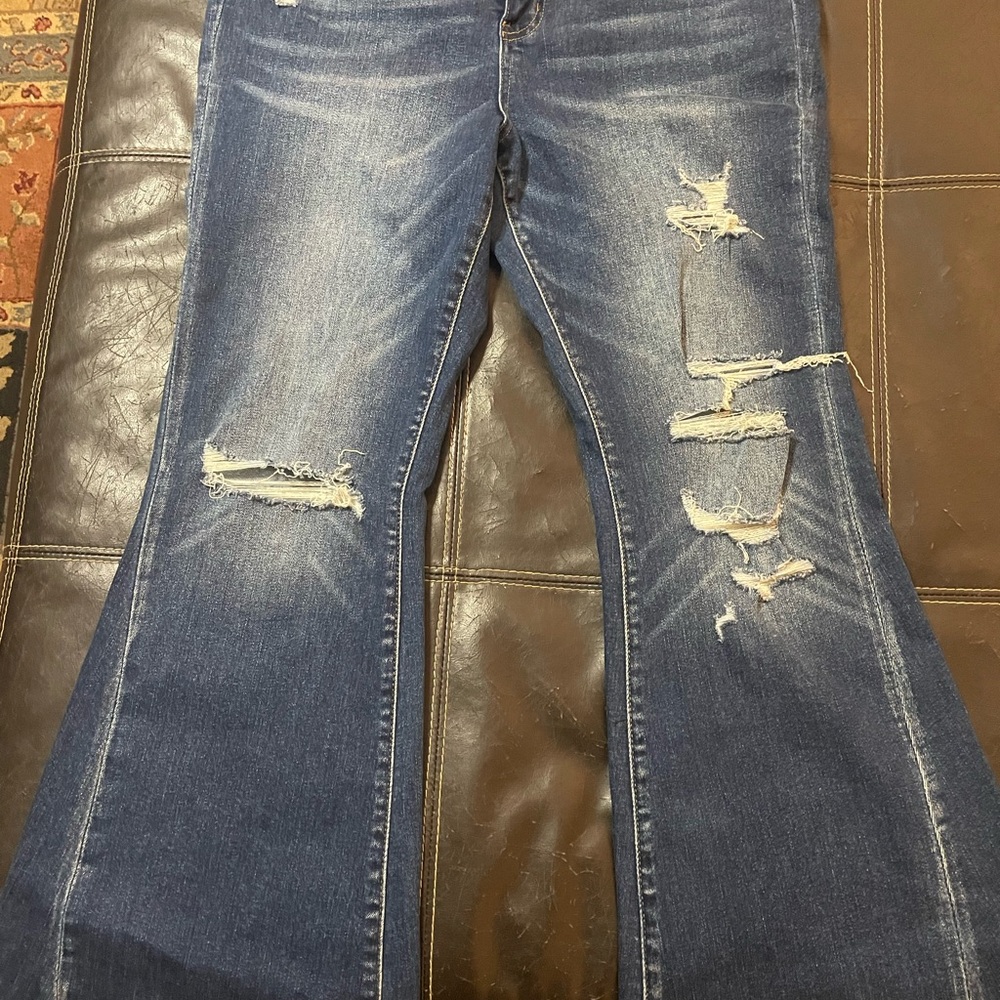 Women's Distressed Blue Jeans